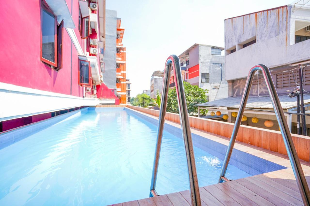 Collection O 1112 Comfitel Siwalankerto Aa4 Hotel Surabaia Exterior foto