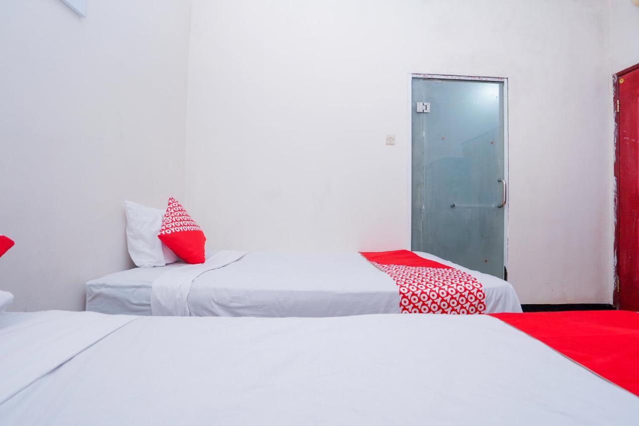 Collection O 1112 Comfitel Siwalankerto Aa4 Hotel Surabaia Exterior foto