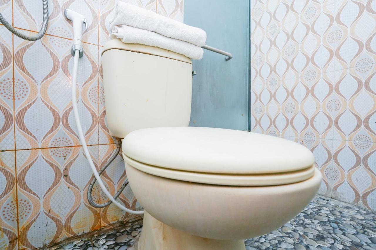 Collection O 1112 Comfitel Siwalankerto Aa4 Hotel Surabaia Exterior foto